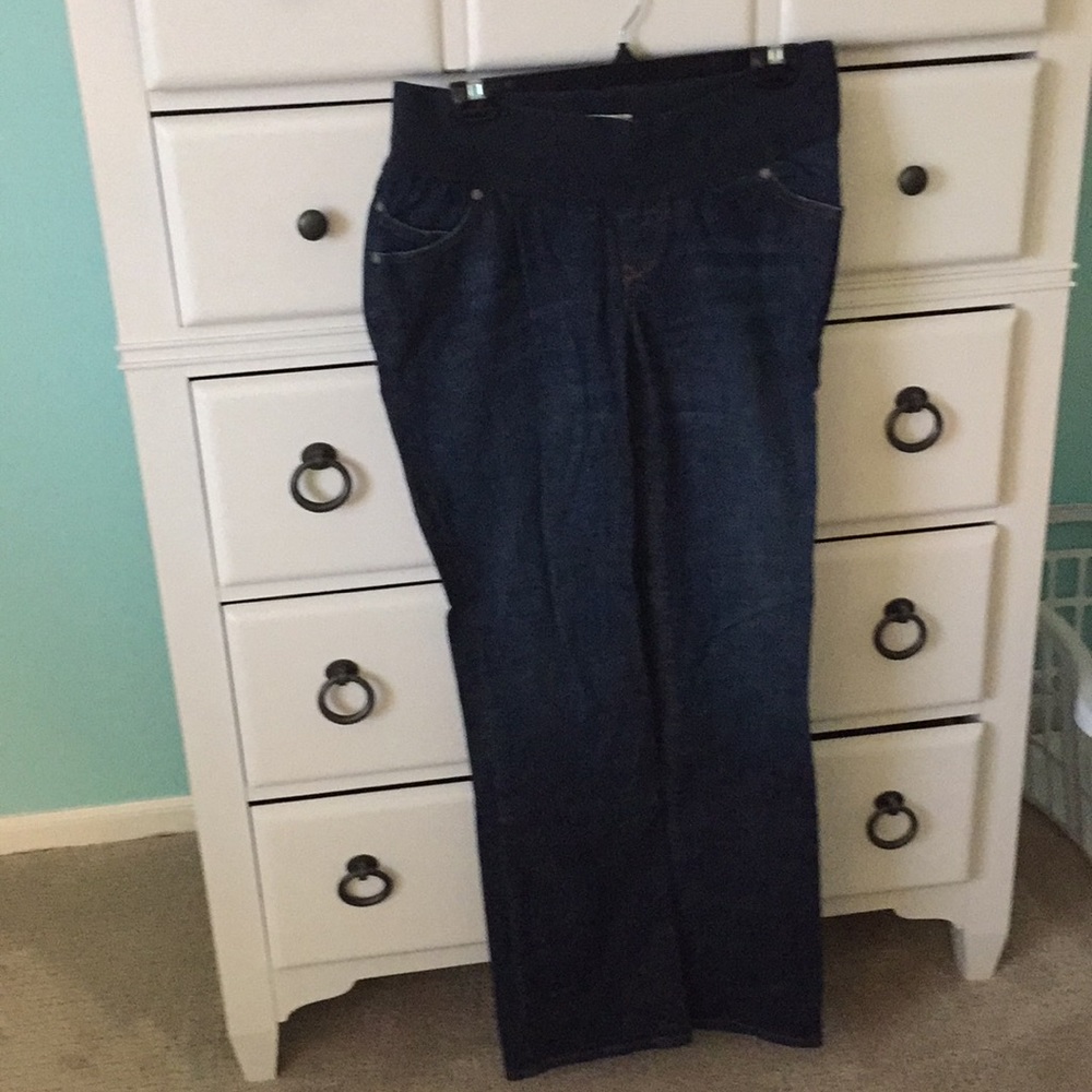 Size medium long dark maternity jeans by Old Navy!